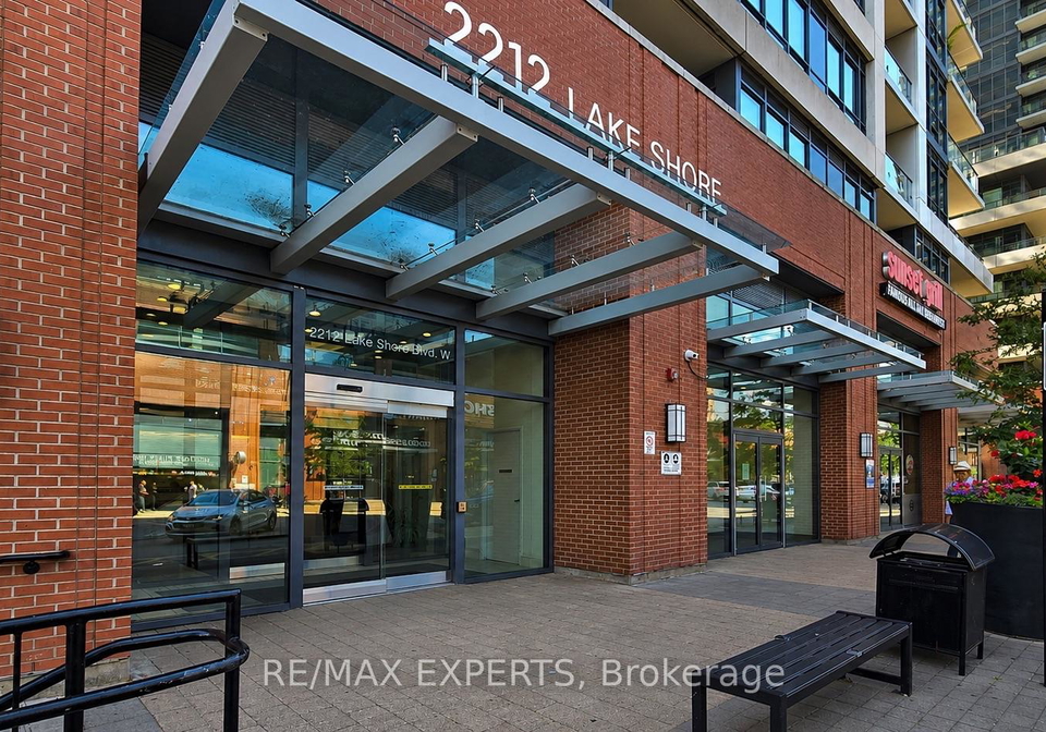 2212-lakeshore-boulevard-w-toronto-etobicoke-ontario-w13695762