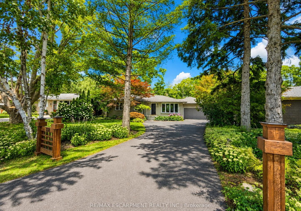 1239-baldwin-drive-oakville-ontario-w13695820