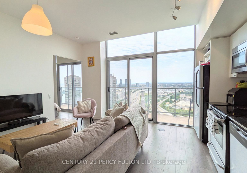 105-the-queensway-toronto-toronto-ontario-w13695930