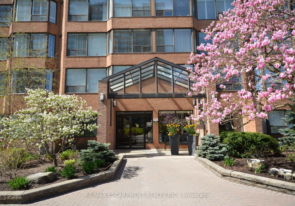 1270-maple-crossing-boulevard-e-burlington-ontario-w13695966
