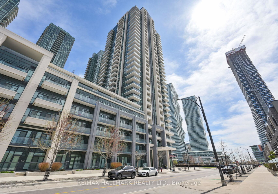 4055-parkside-village-drive-mississauga-ontario-w13696066