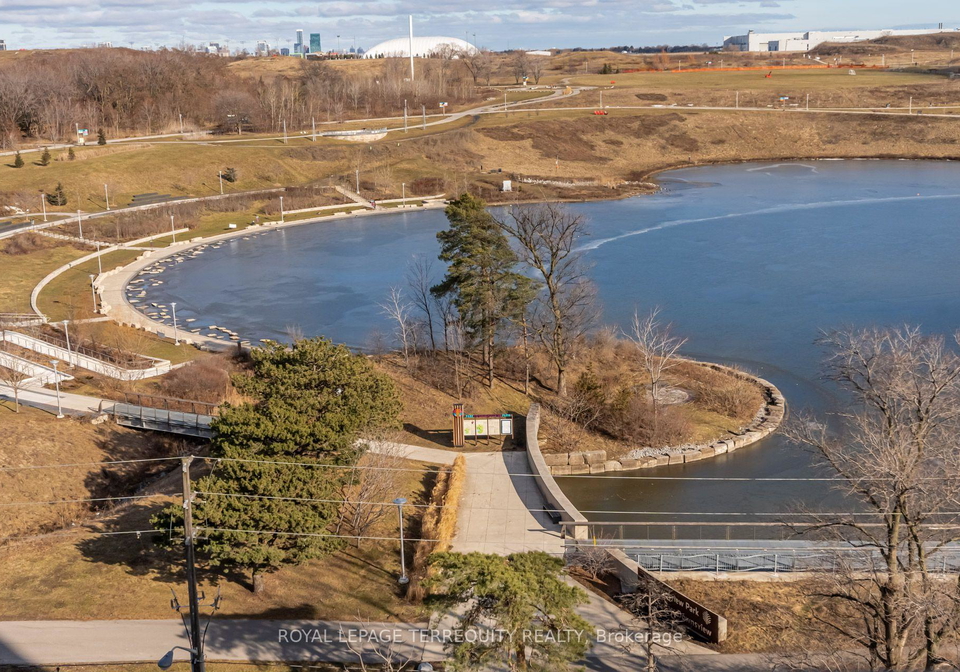 3100-keele-street-toronto-york-ontario-w13696092