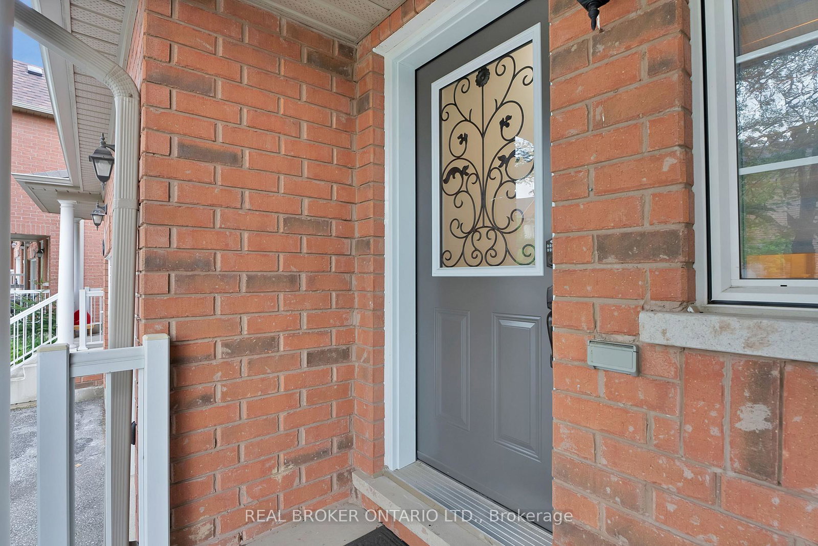 7360-zinnia-place-mississauga-ontario-w13696192