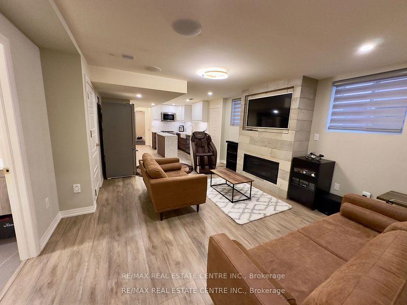 271-sixteen-mile-drive-oakville-ontario-w13696268