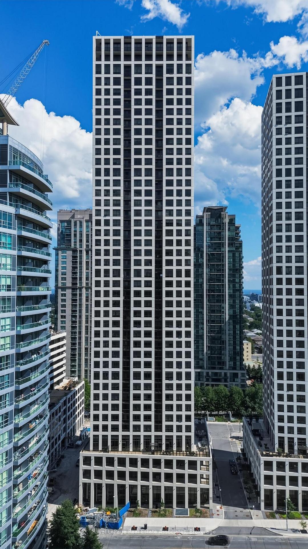 30-elm-drive-w-mississauga-ontario-w13696444