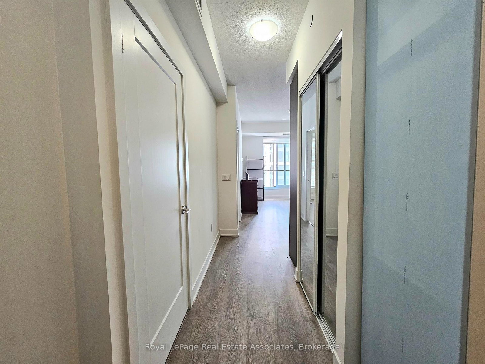 9-mabelle-avenue-toronto-etobicoke-ontario-w13696452