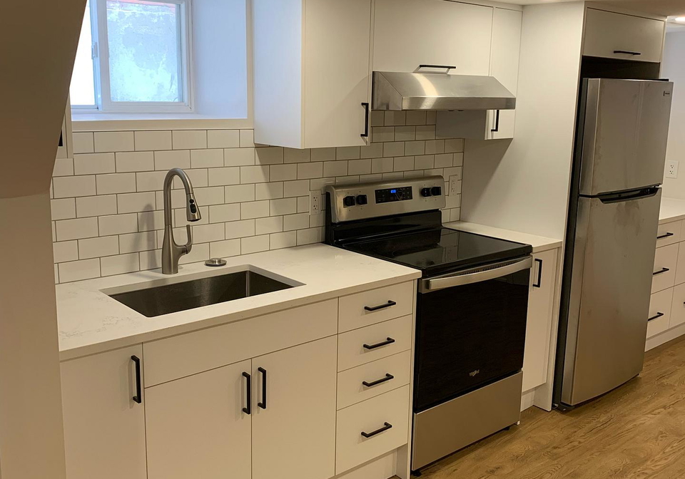 1527-dufferin-street-toronto-toronto-ontario-w13696524