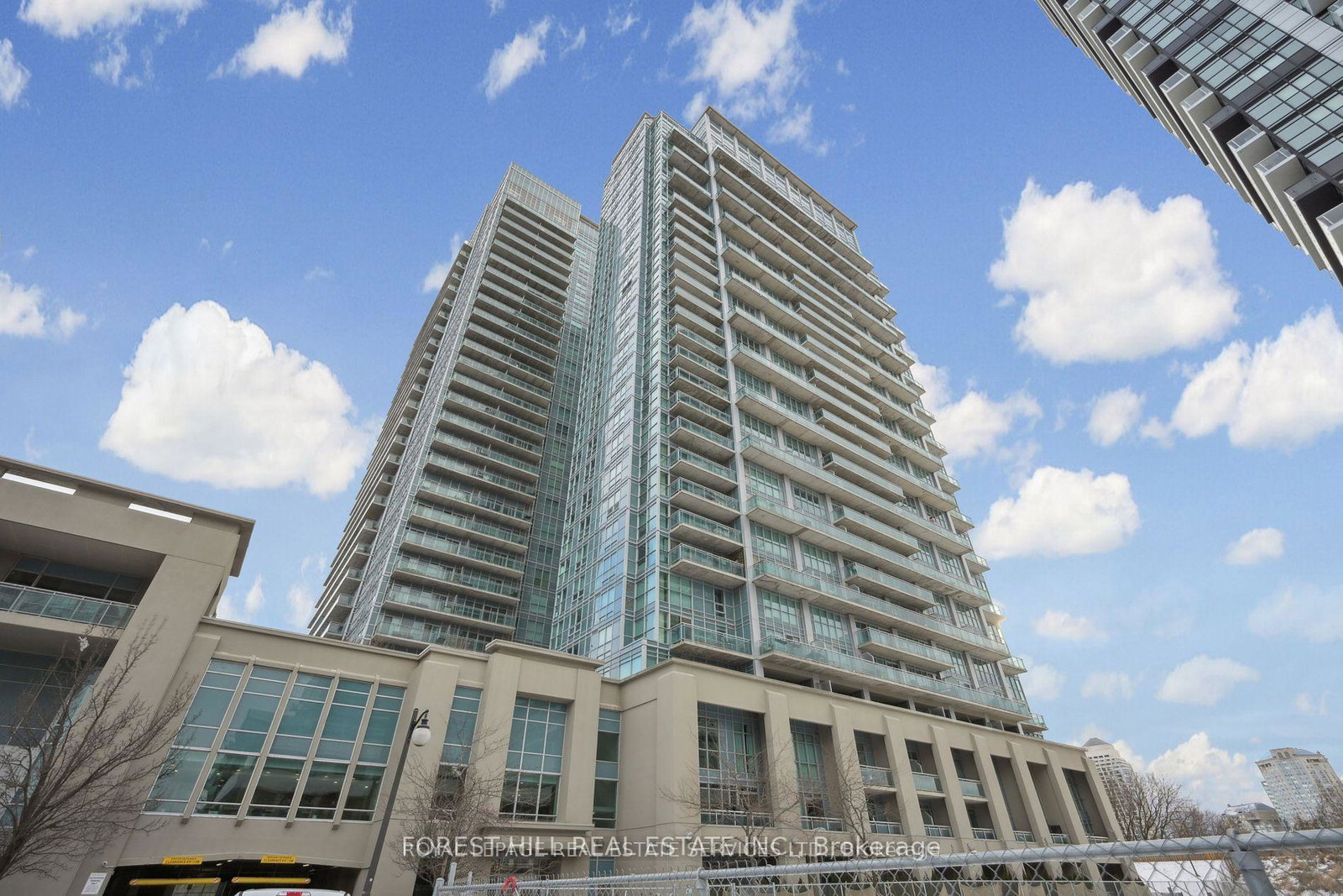 165-legion-road-n-toronto-etobicoke-ontario-w13696580