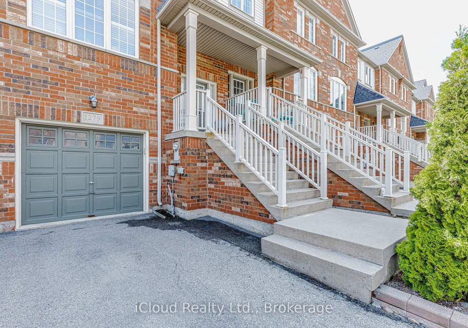 1279-lamont-crescent-milton-ontario-w13696756