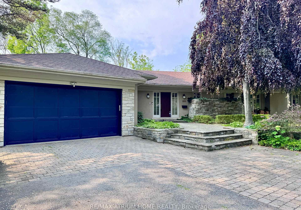 223-trelawn-avenue-oakville-ontario-w13696852