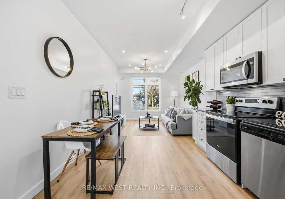 6-bicknell-avenue-toronto-toronto-ontario-w13696854