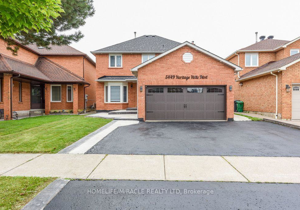 5449-heritage-hills-boulevard-mississauga-ontario-w13696856