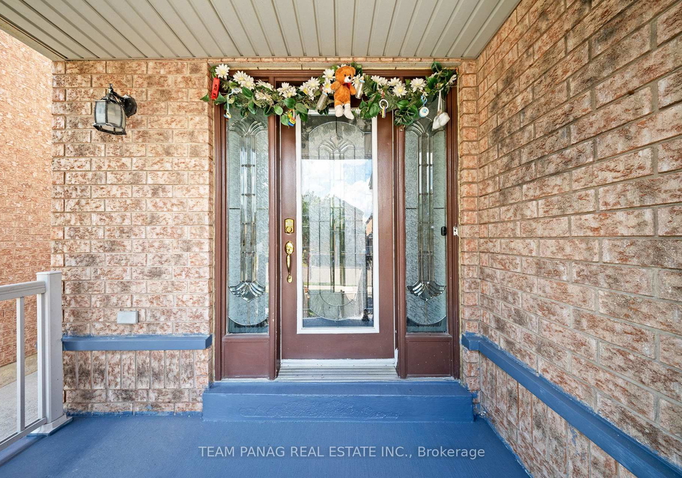 48-sweet-clover-crescent-brampton-ontario-w13696880