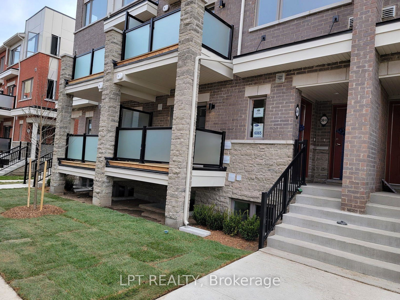 240-lagerfeld-drive-brampton-ontario-w13696908