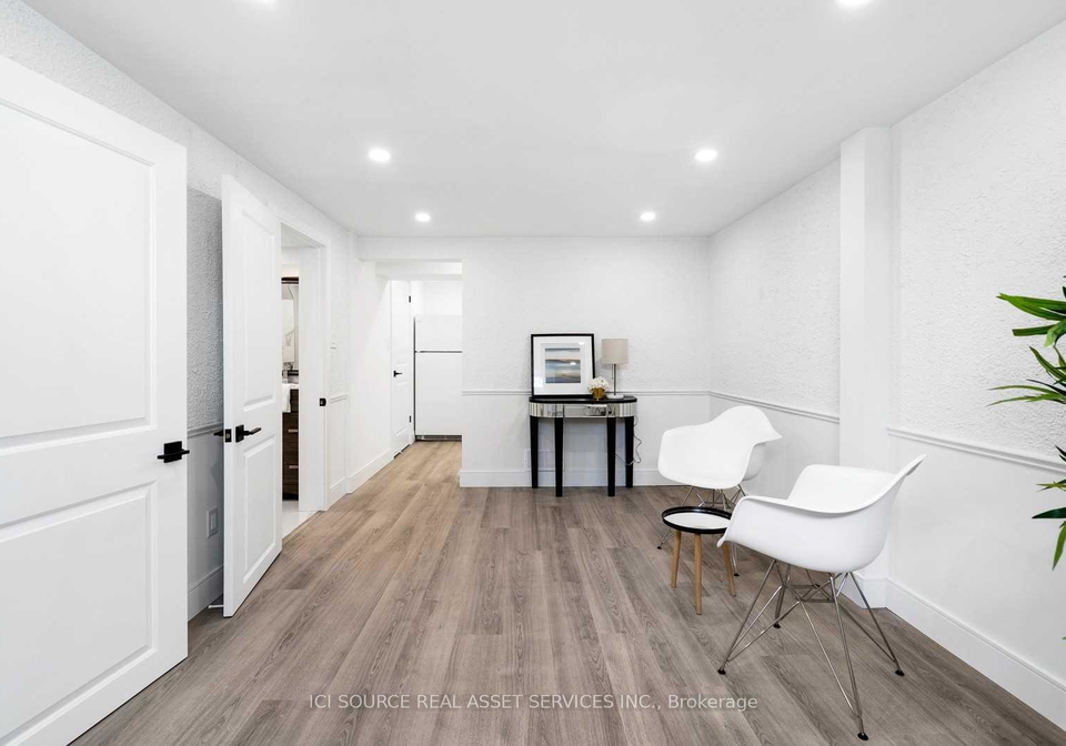 411-enfield-road-burlington-ontario-w13697048