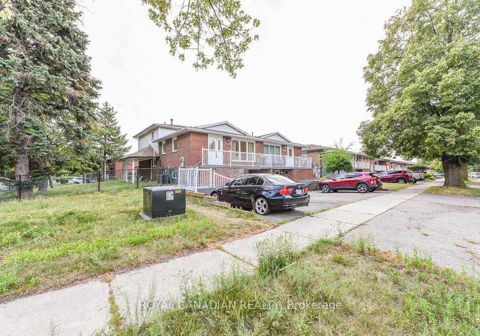 7700-kittridge-drive-mississauga-ontario-w13697062