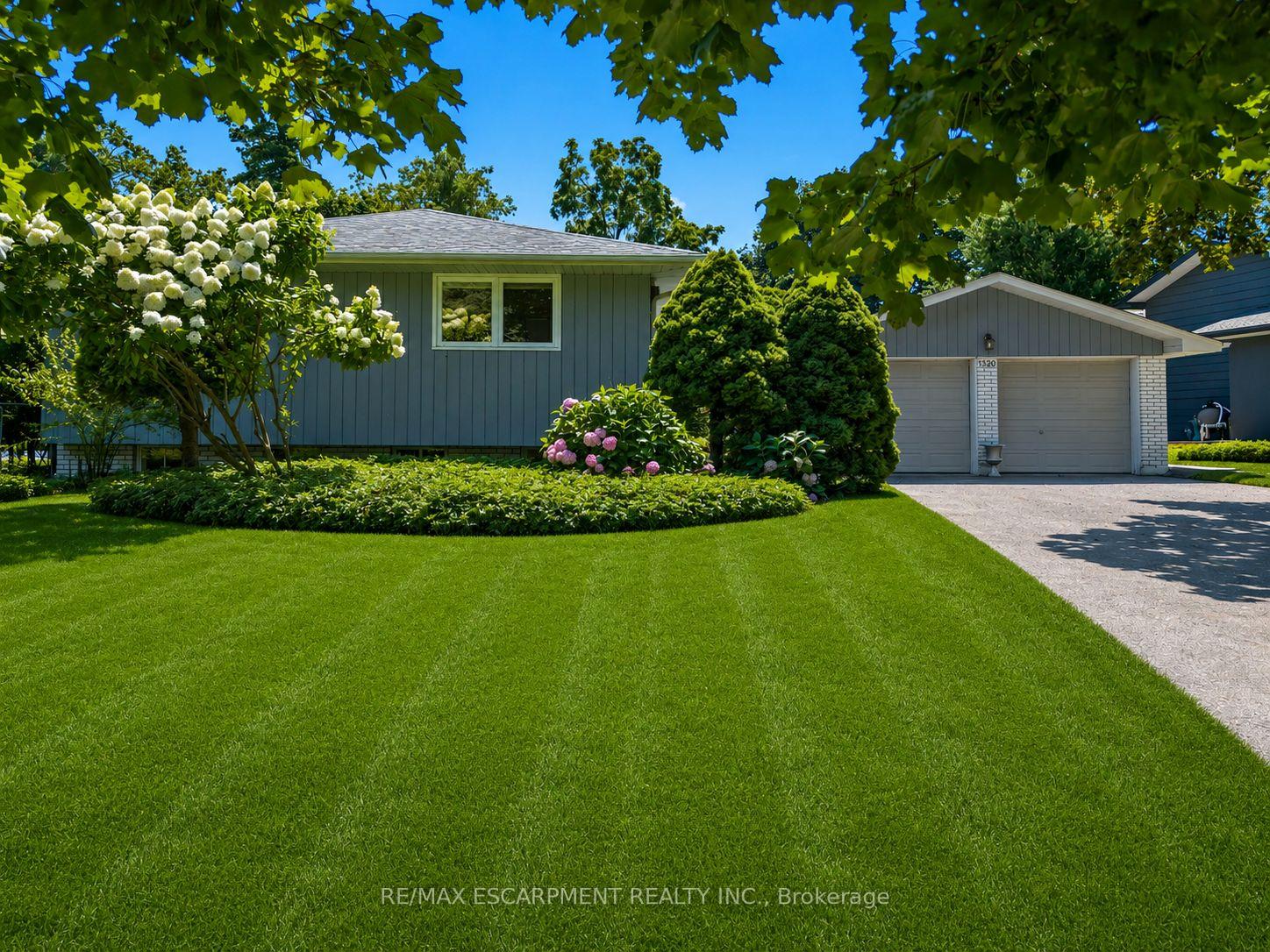 1320-gatehouse-drive-mississauga-ontario-w13697374