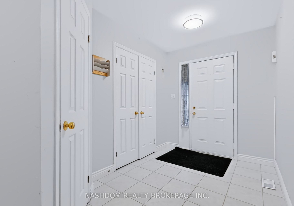 1283-blanshard-drive-burlington-ontario-w13697474