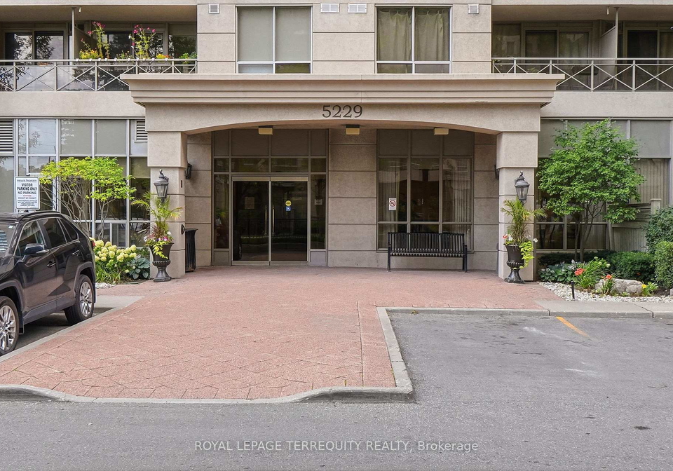 5229-dundas-street-w-toronto-etobicoke-ontario-w13697478