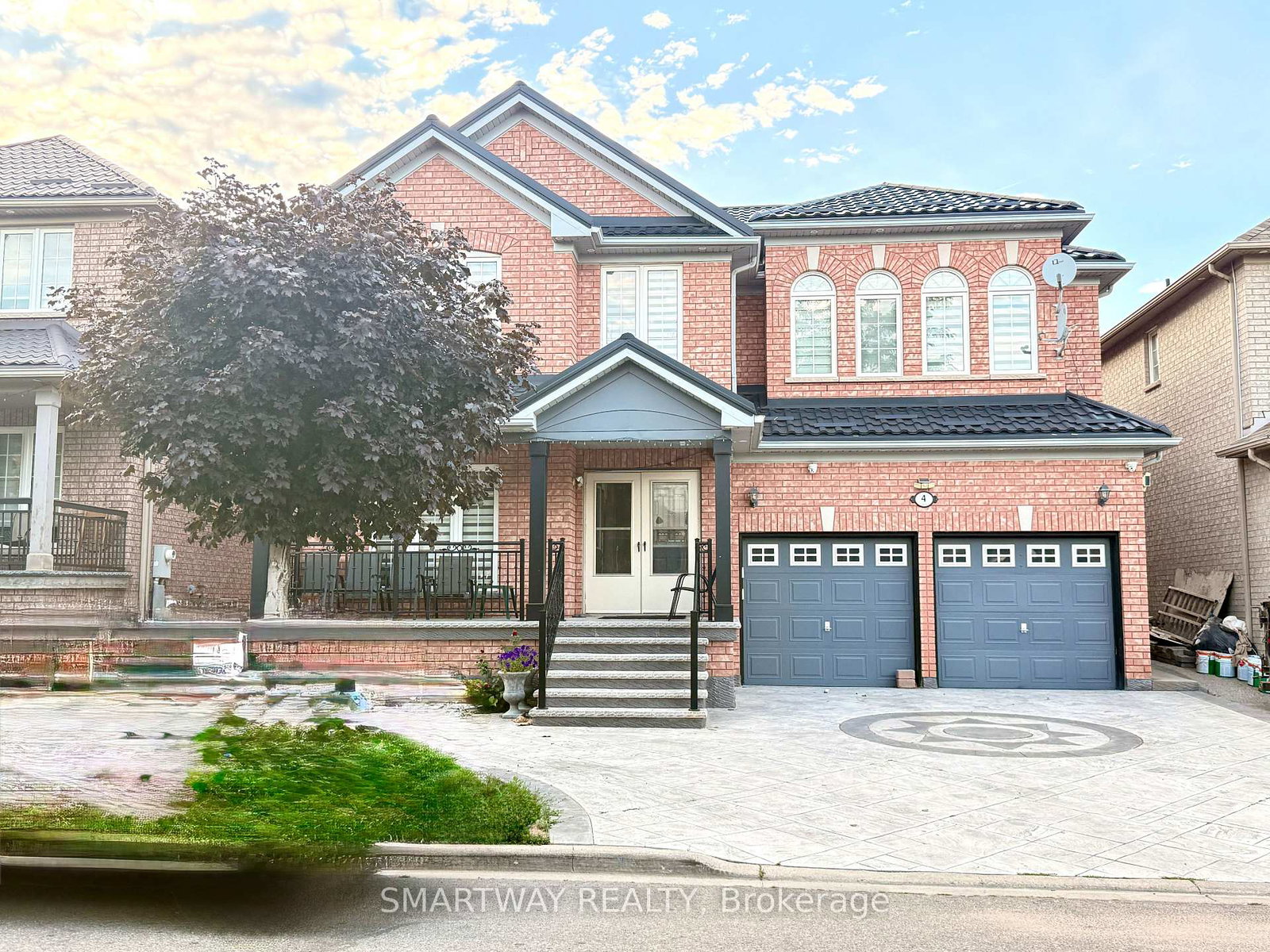 4-e-blazing-star-drive-brampton-ontario-w13697582