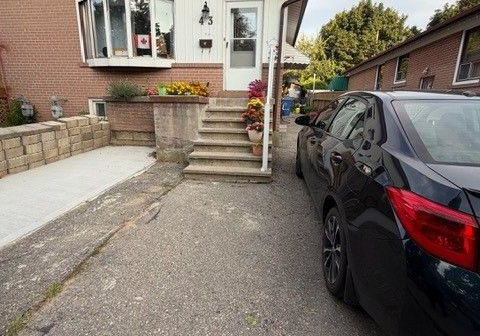 43-corby-crescent-brampton-ontario-w13697662