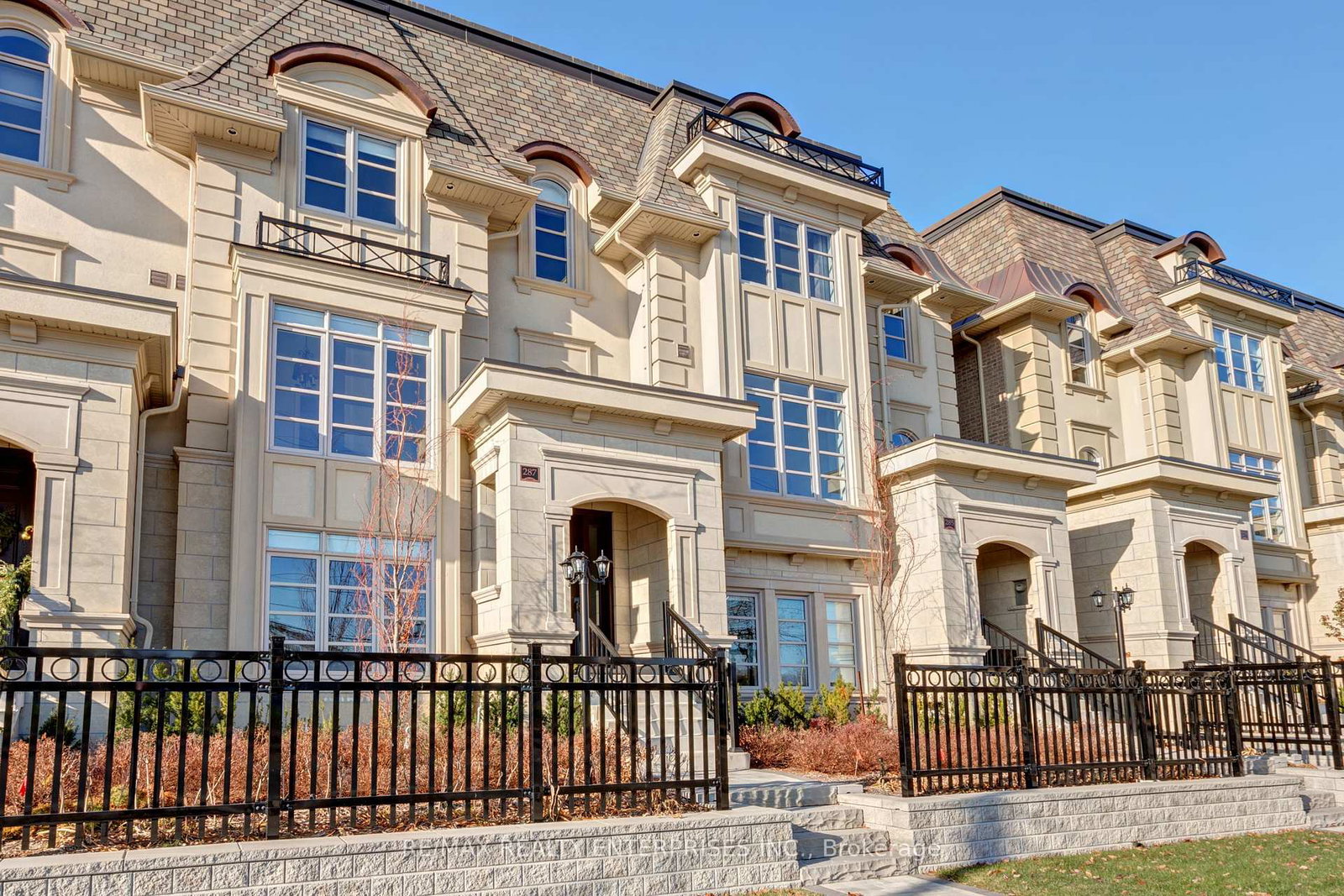 287-rebecca-street-oakville-ontario-w13697790