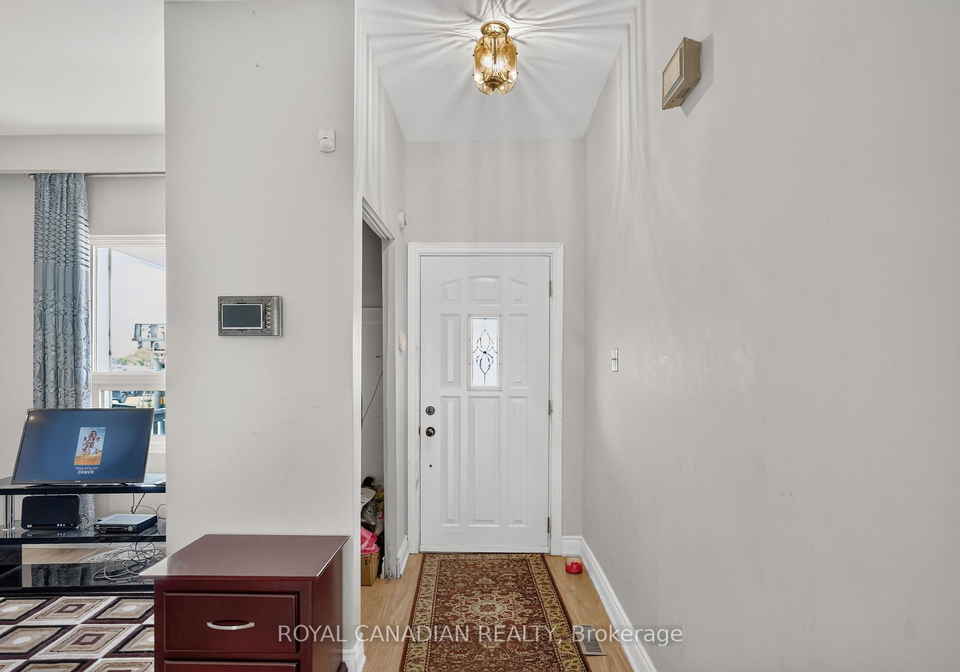 2538-st-clair-avenue-w-toronto-toronto-ontario-w13697852
