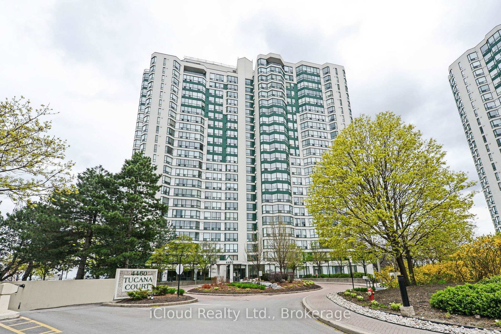 4460-tucana-court-mississauga-ontario-w13697864