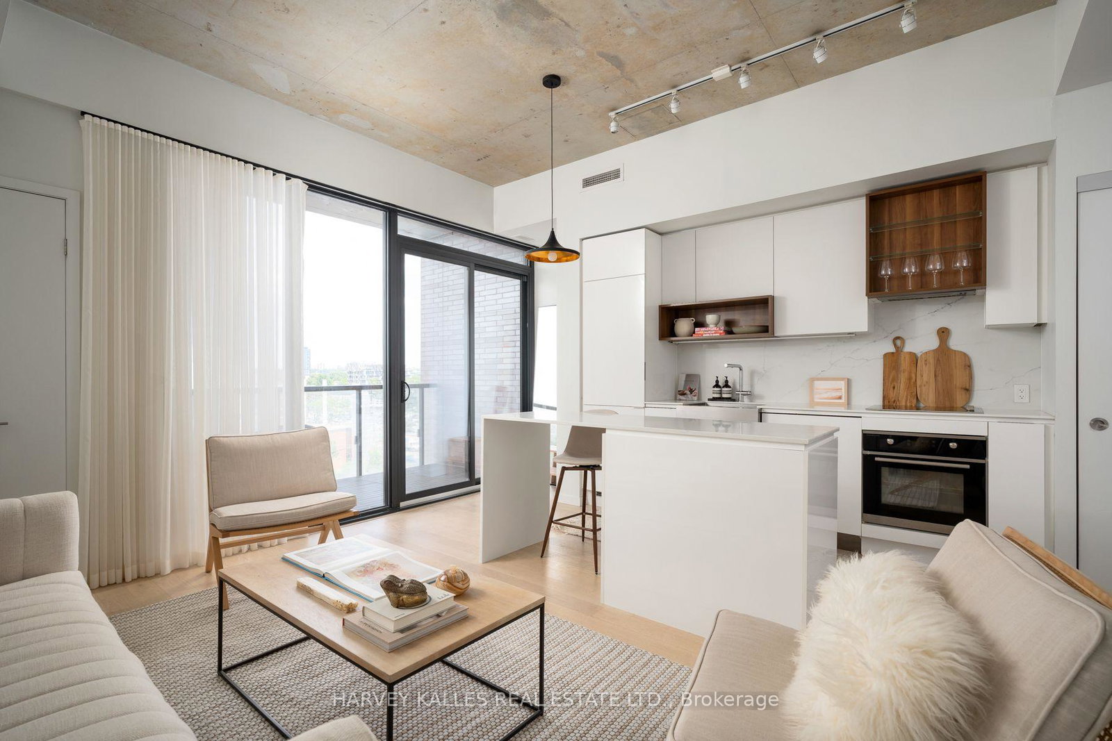 383-sorauren-avenue-toronto-toronto-ontario-w13697910