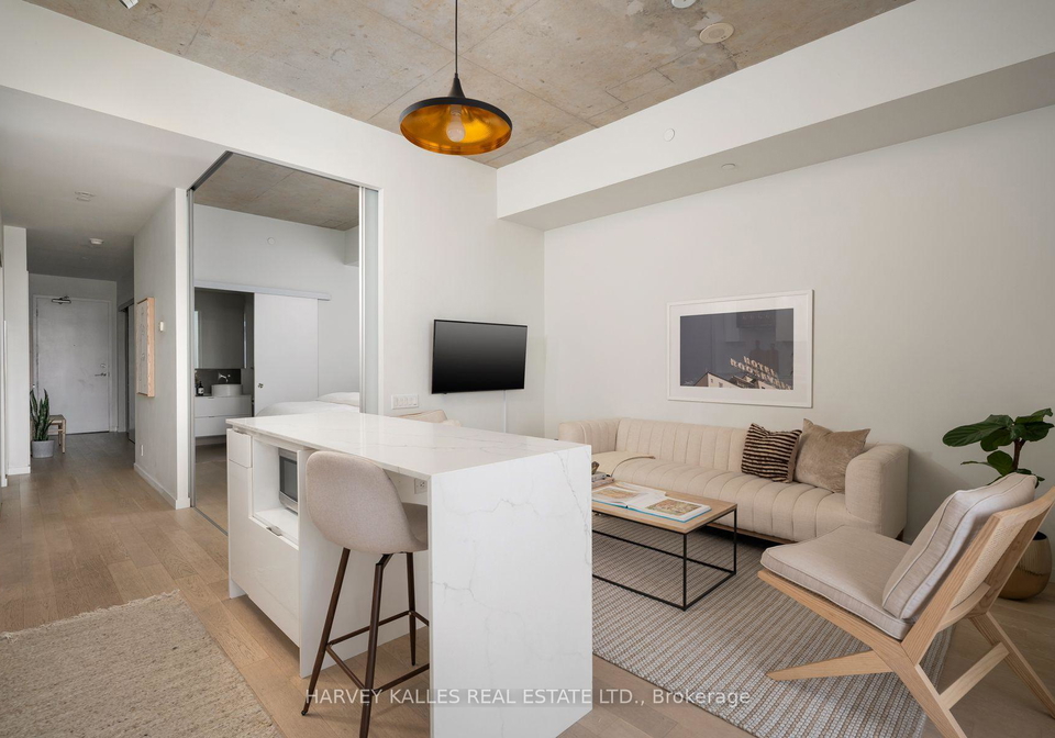 383-sorauren-avenue-toronto-toronto-ontario-w13697910