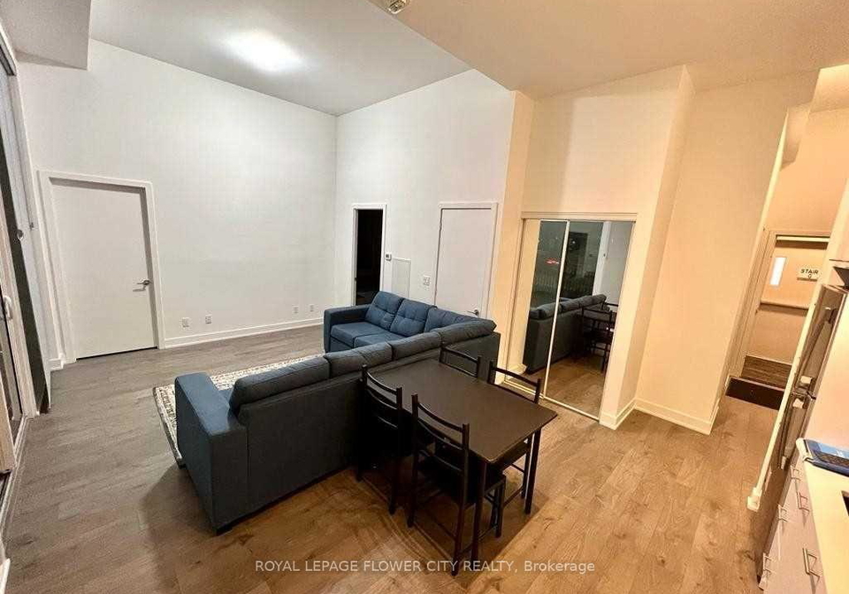 180-veterans-drive-brampton-ontario-w13697918