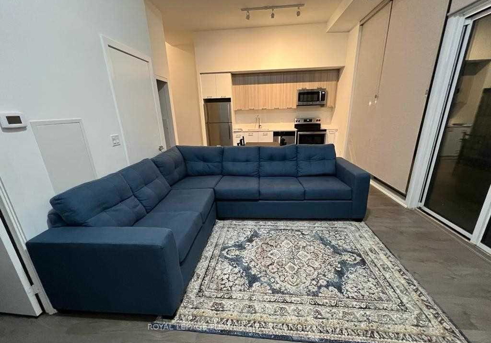 180-veterans-drive-brampton-ontario-w13697918