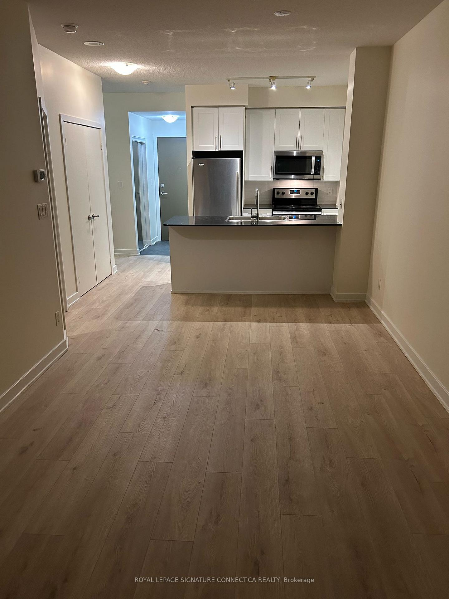 4065-brickstone-mews-mississauga-ontario-w13697958