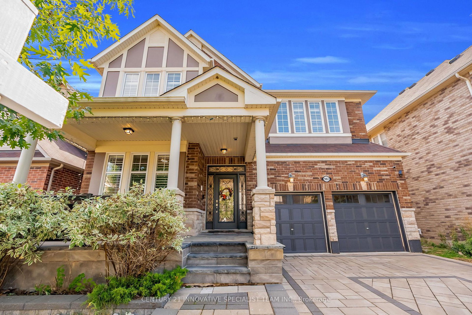 982-syndenham-lane-milton-ontario-w13698024