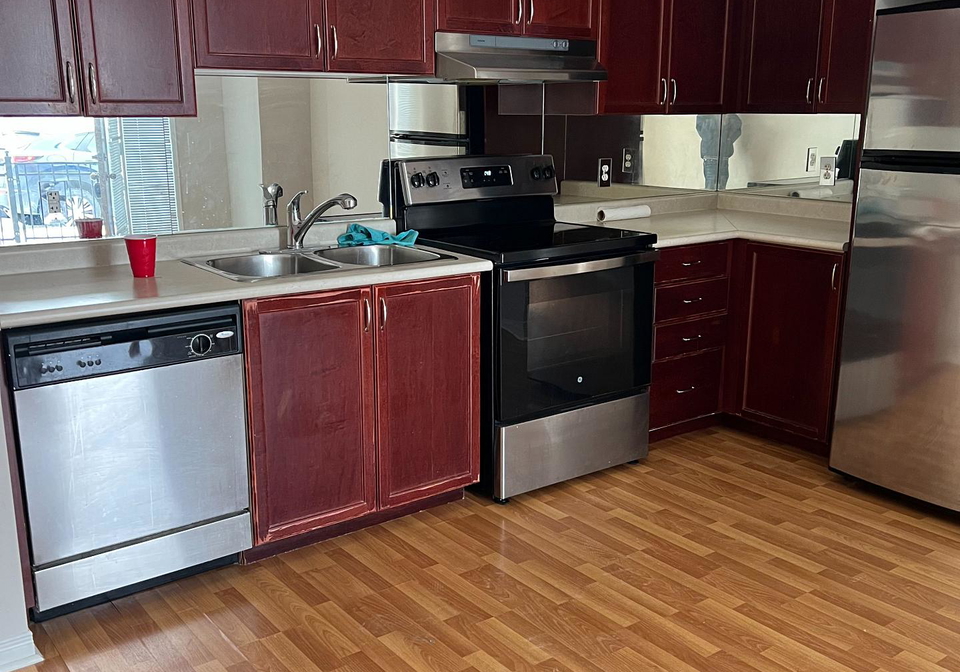 60-fairwood-circle-brampton-ontario-w13698056