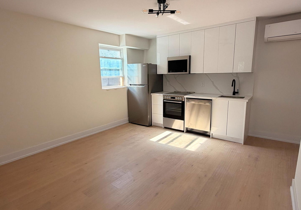 3384-lake-shore-boulevard-w-toronto-etobicoke-ontario-w13698142