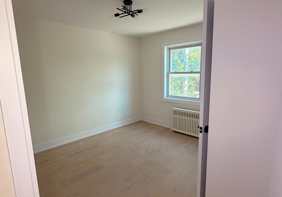 3384-lake-shore-boulevard-w-toronto-etobicoke-ontario-w13698142