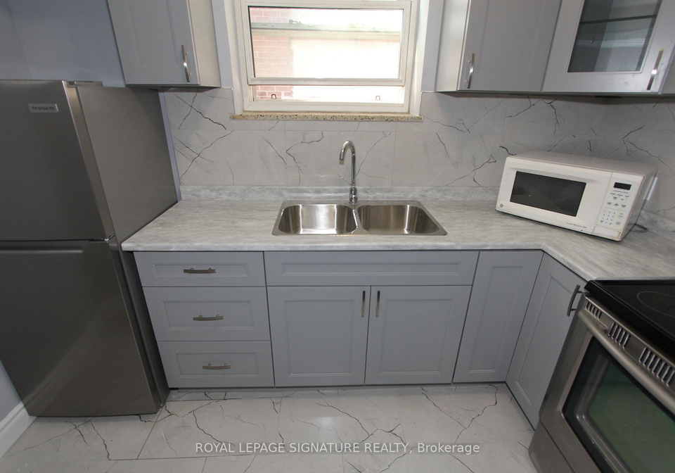3fifteenth-street-toronto-etobicoke-ontario-w13698194