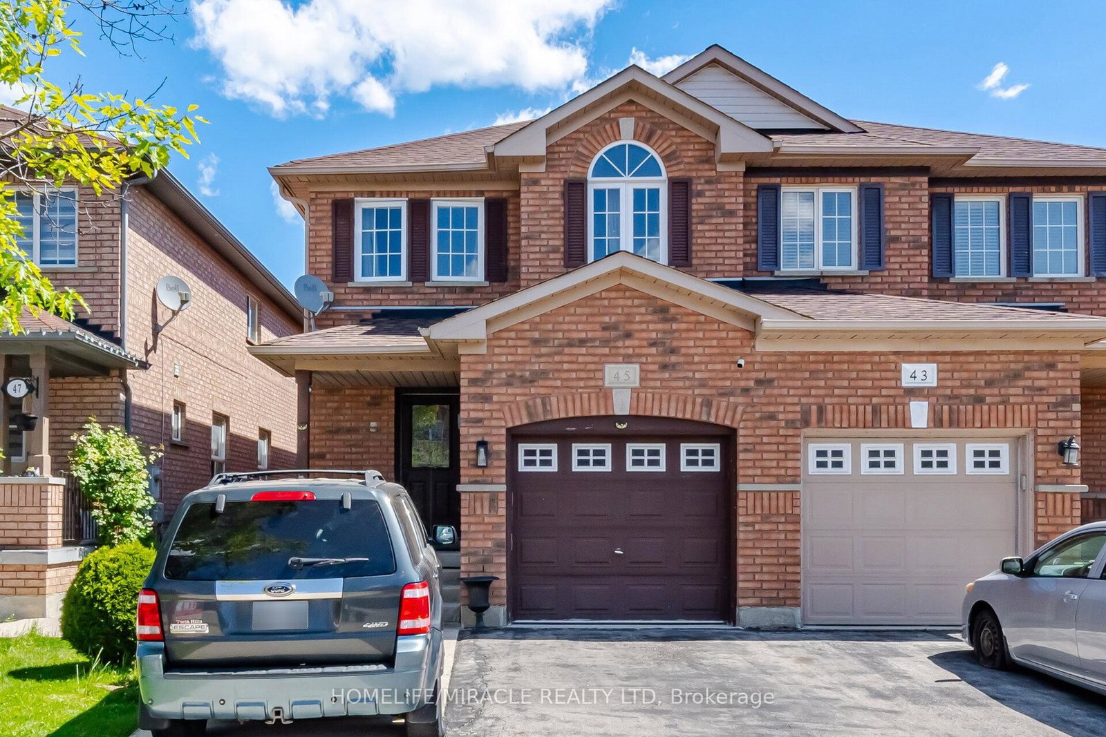 45-ridgefield-court-brampton-ontario-w13698206