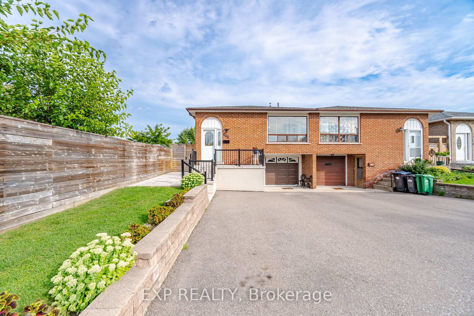 106-hanson-road-mississauga-ontario-w13698278