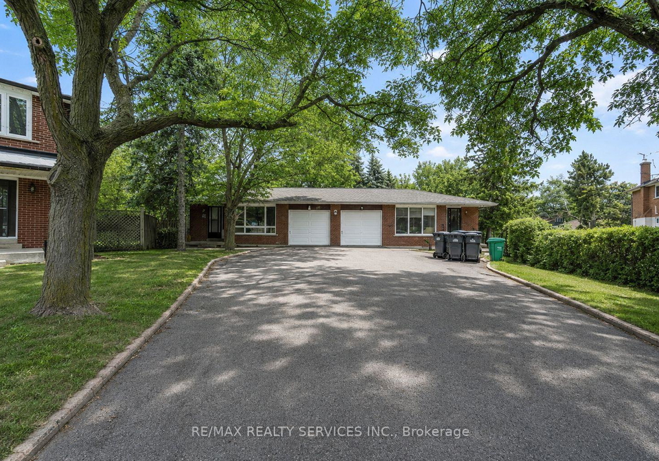 70-montjoy-crescent-brampton-ontario-w13698348
