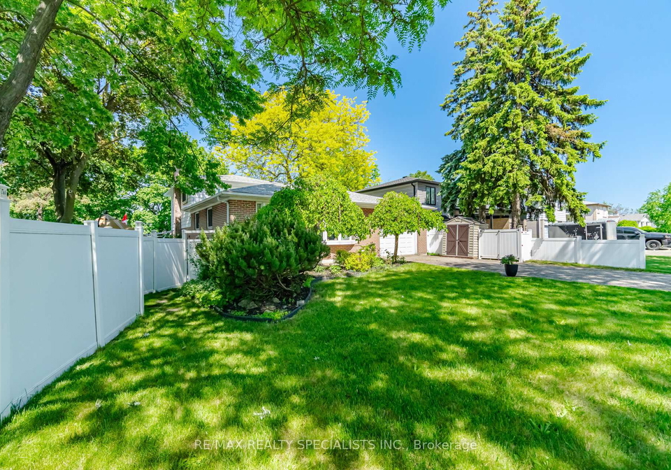 3673-fieldgate-drive-mississauga-ontario-w13698434