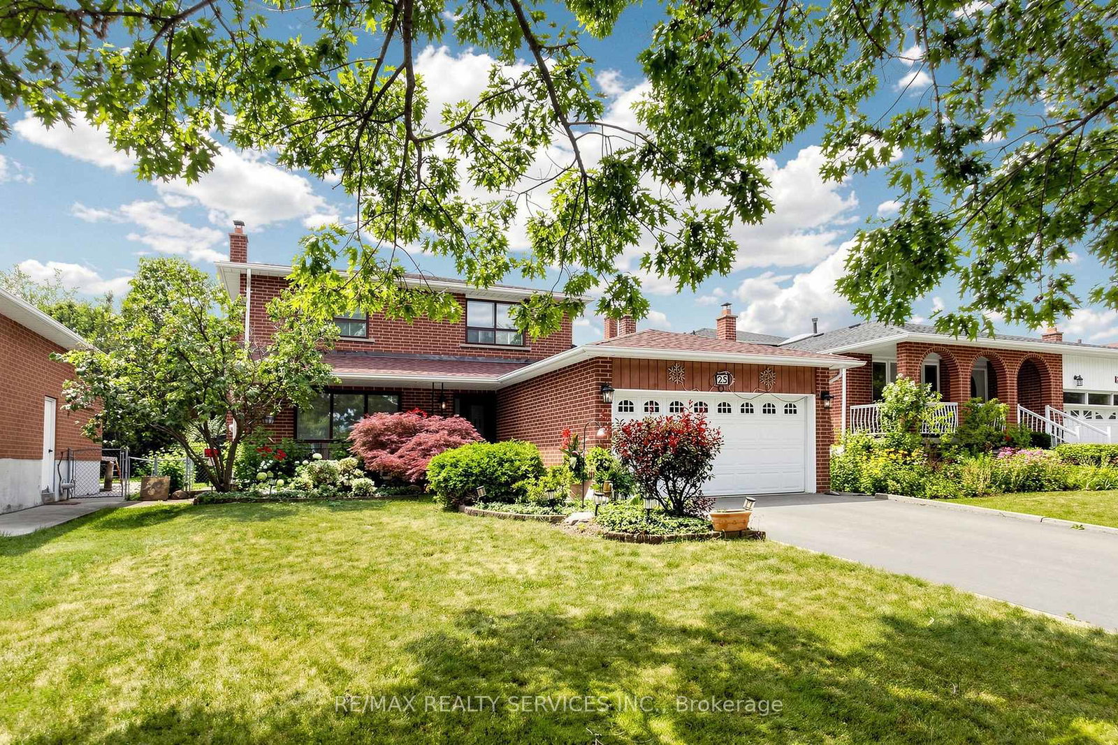 25-malcolm-crescent-brampton-ontario-w13698480
