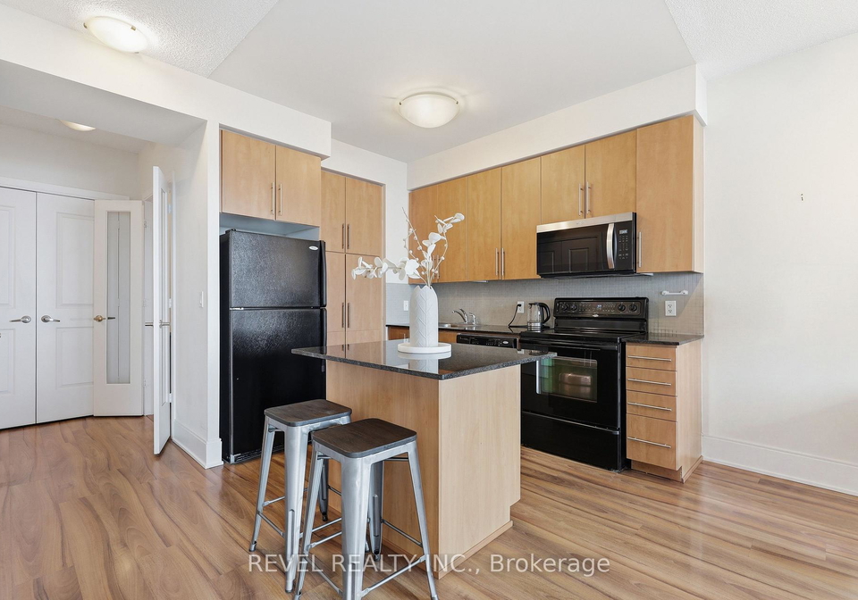 330-burnhamthorpe-road-s-mississauga-ontario-w13698546