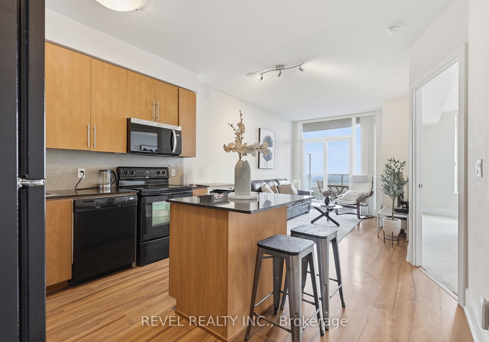 330-burnhamthorpe-road-s-mississauga-ontario-w13698546