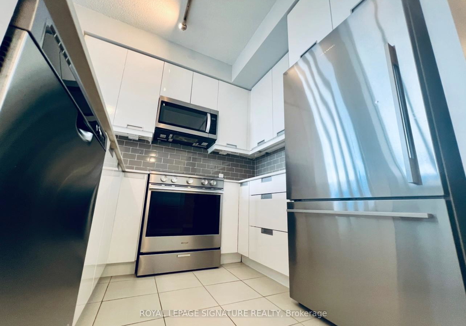 35-watergarden-drive-mississauga-ontario-w13698554