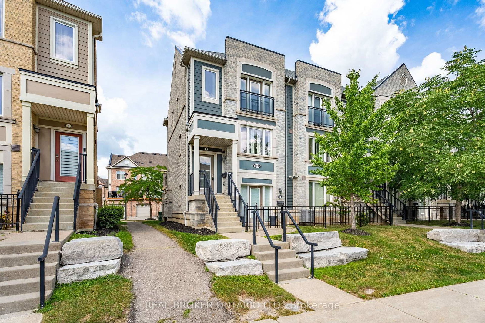 3015-destination-drive-mississauga-ontario-w13698616