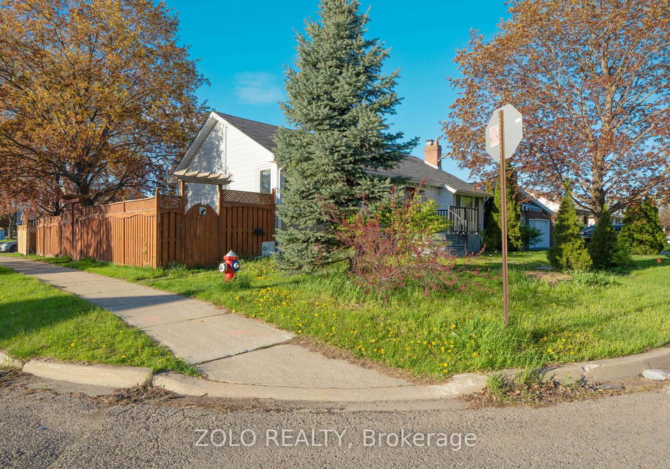 13-foster-road-mississauga-ontario-w13698624
