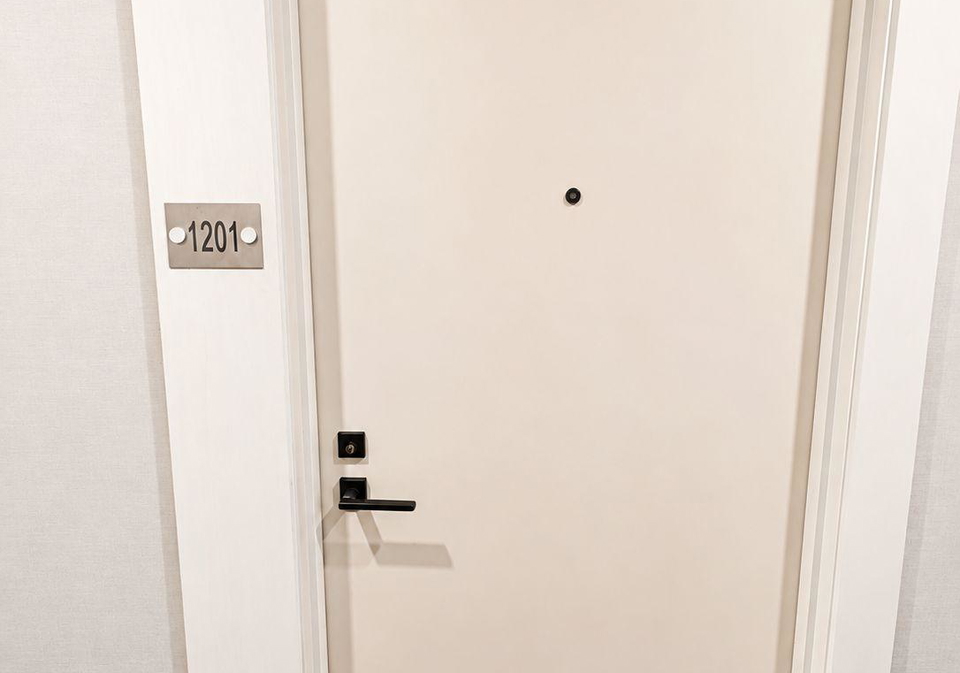 4699-glen-eric-drive-mississauga-ontario-w13698704