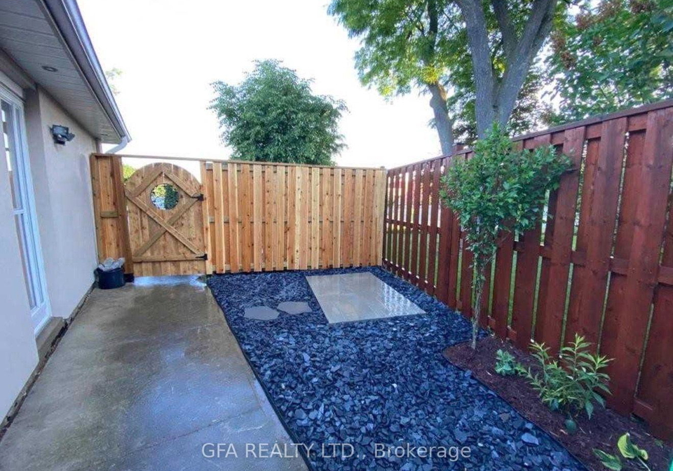 9-melville-crescent-brampton-ontario-w13698744